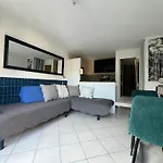Holiday home Les Pieds Dans L'eau Porto-Vecchio (Corsica)