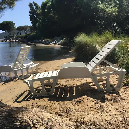 Les Pieds Dans L'eau Feriehus *