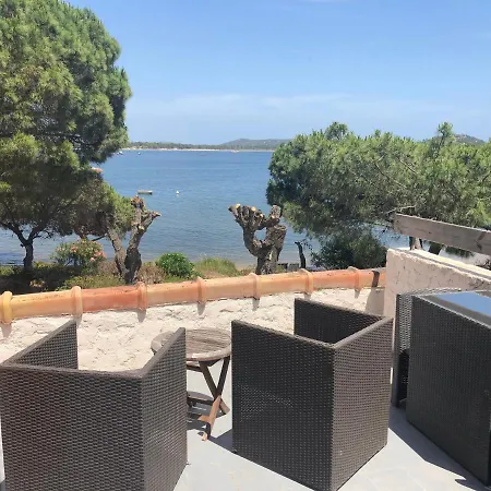 Dom wakacyjny Les Pieds Dans L'eau *