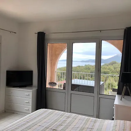 Les Pieds Dans L'eau Semesterbostad Porto-Vecchio (Corsica)