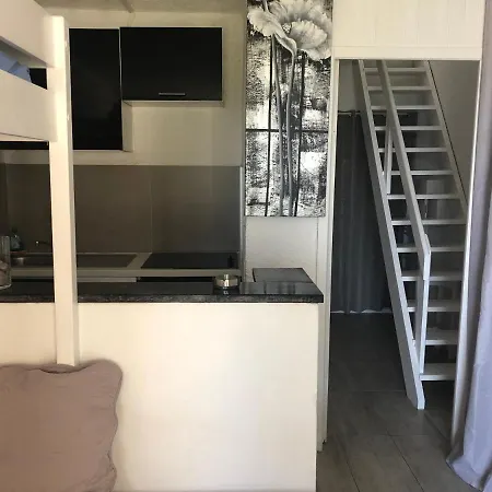 Les Pieds Dans L'eau Porto-Vecchio (Corsica)