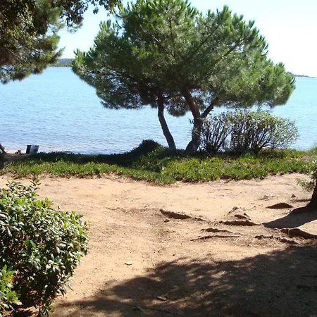 Les Pieds Dans L'eau Feriehus Porto-Vecchio (Corsica)