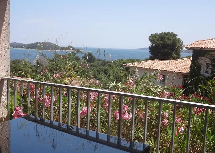 Les Pieds Dans L'eau Ferienhaus *