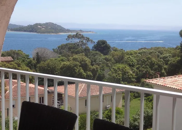 בית נופש Les Pieds Dans L'eau