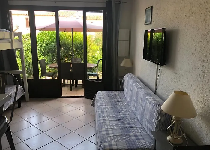 Les Pieds Dans L'eau * פורטו-וישיו