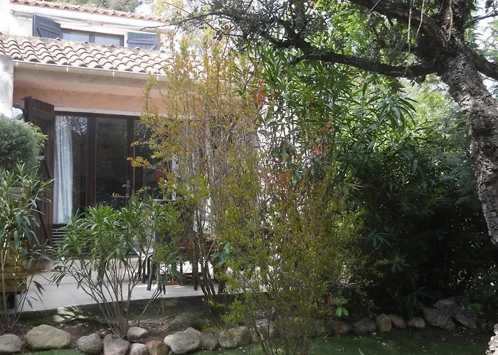 בית נופש Les Pieds Dans L'eau