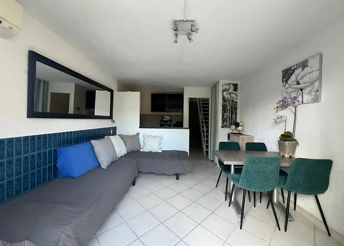 בית נופש Les Pieds Dans L'eau *